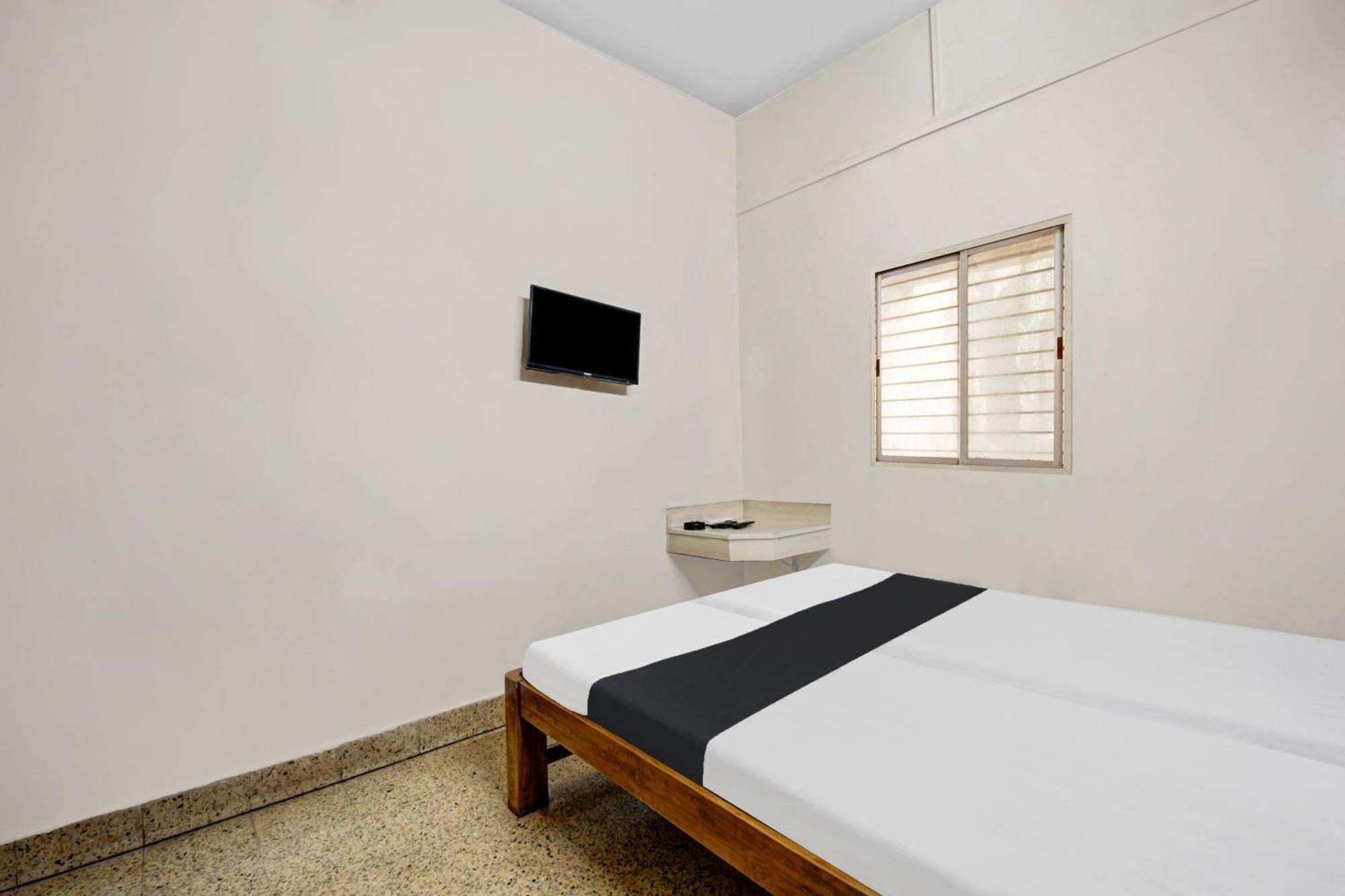 Hotel Spot On Shree Ram Residency Hubli Esterno foto