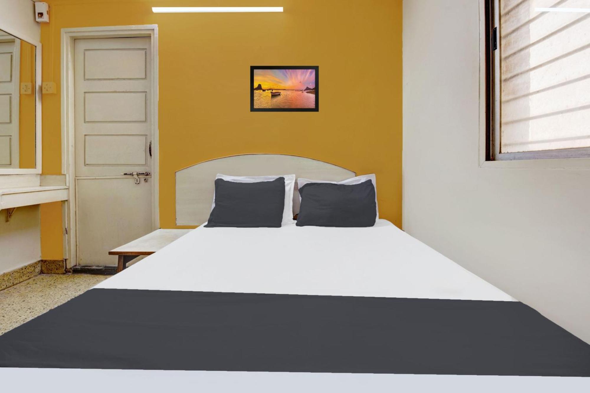 Hotel Spot On Shree Ram Residency Hubli Esterno foto