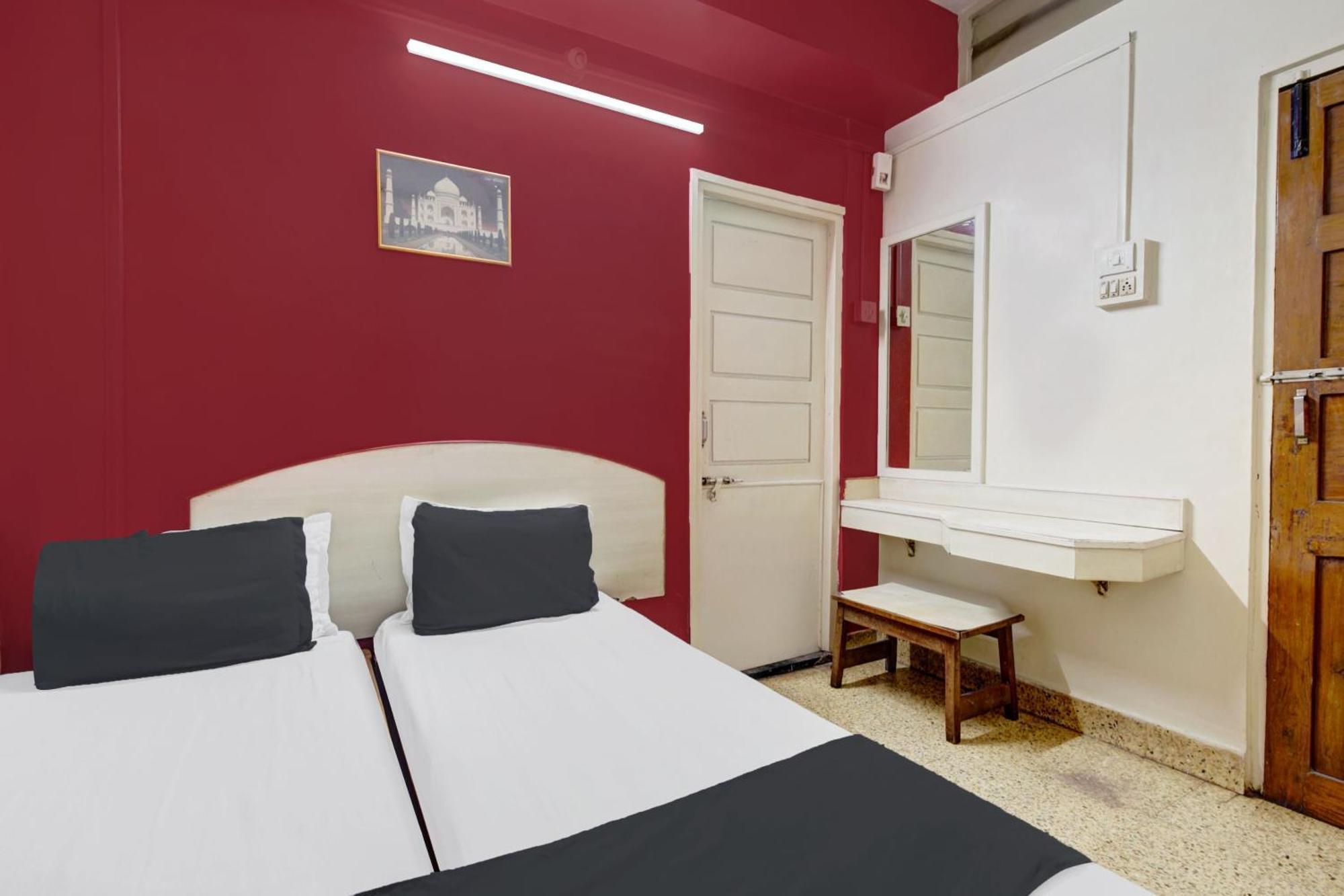Hotel Spot On Shree Ram Residency Hubli Esterno foto